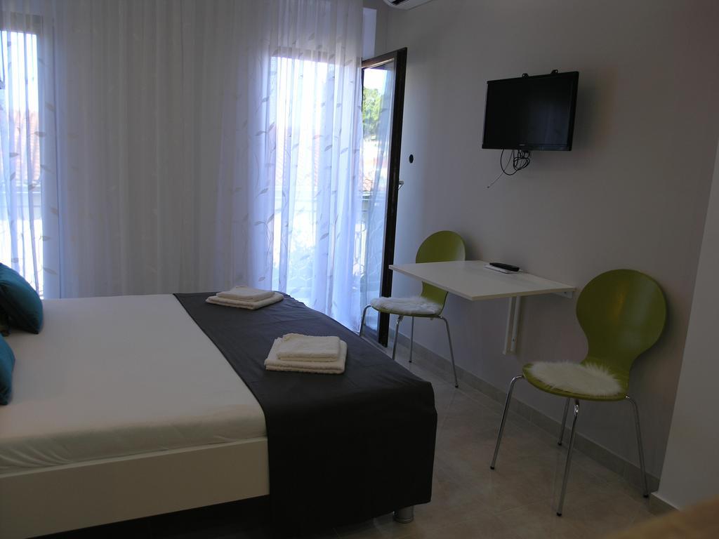 Apartments Dobrila Podgora Eksteriør bilde